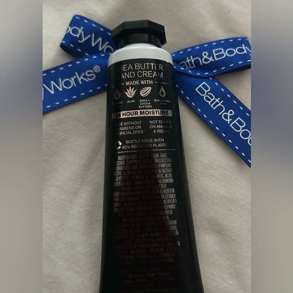 BATH BODY WORKS Into the night Hand cream NEW